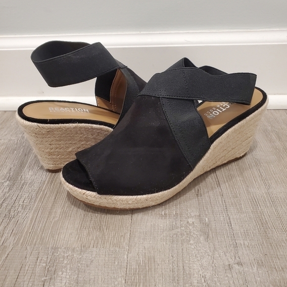 NEW Kenneth Cole Reaction Cara Black Espadrilles - Picture 1 of 6